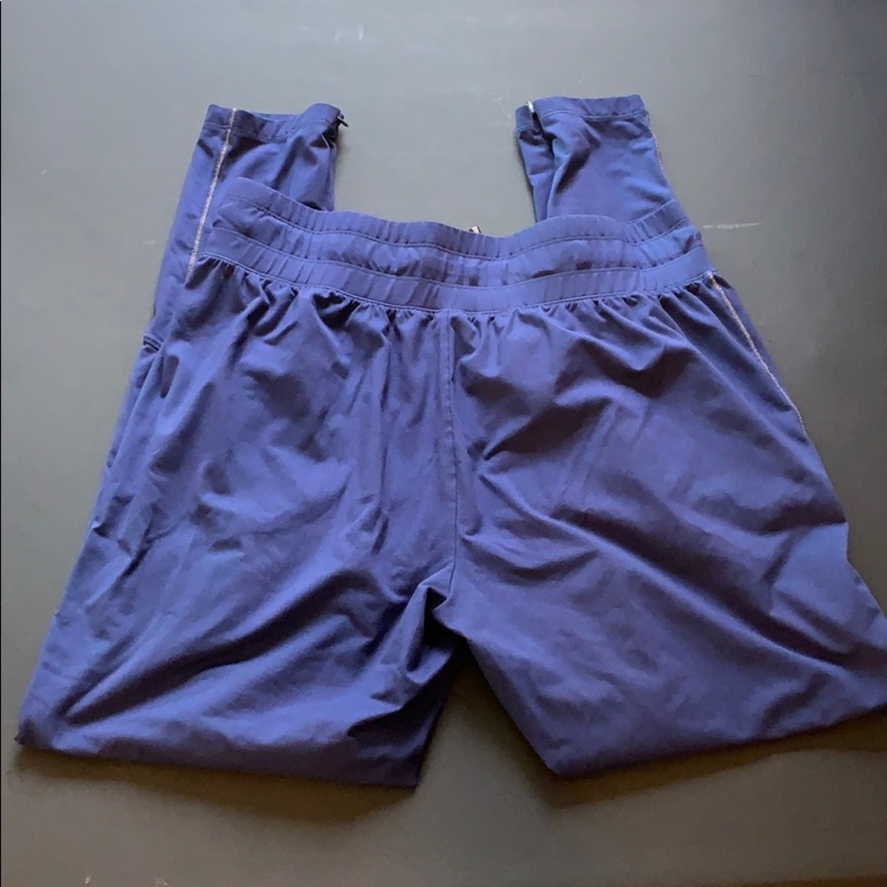 Jogging pants - Picture 2 of 4